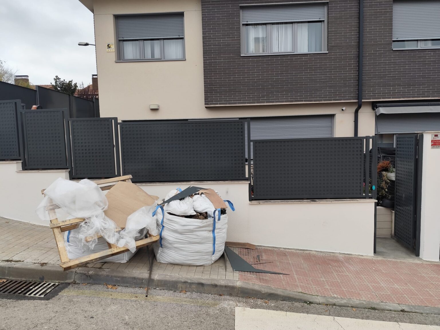 Reparación de persianas en viviendas y chalets de Alcobendas
